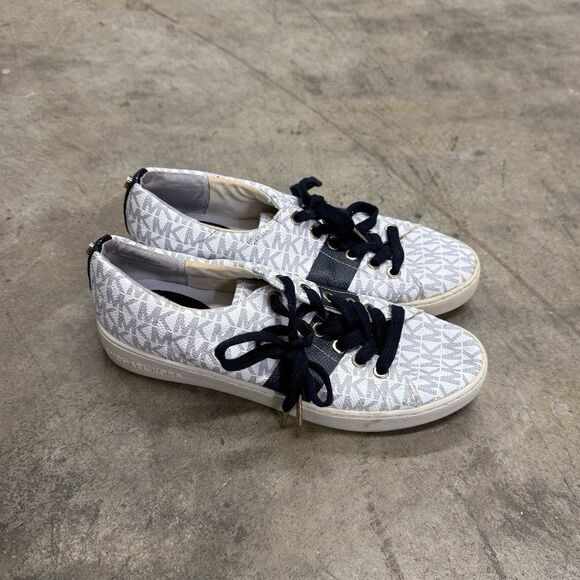 Michael Kors Keaton Lace Up Signature Fashion Sneakers, White/Navy monogram - Picture 2 of 7